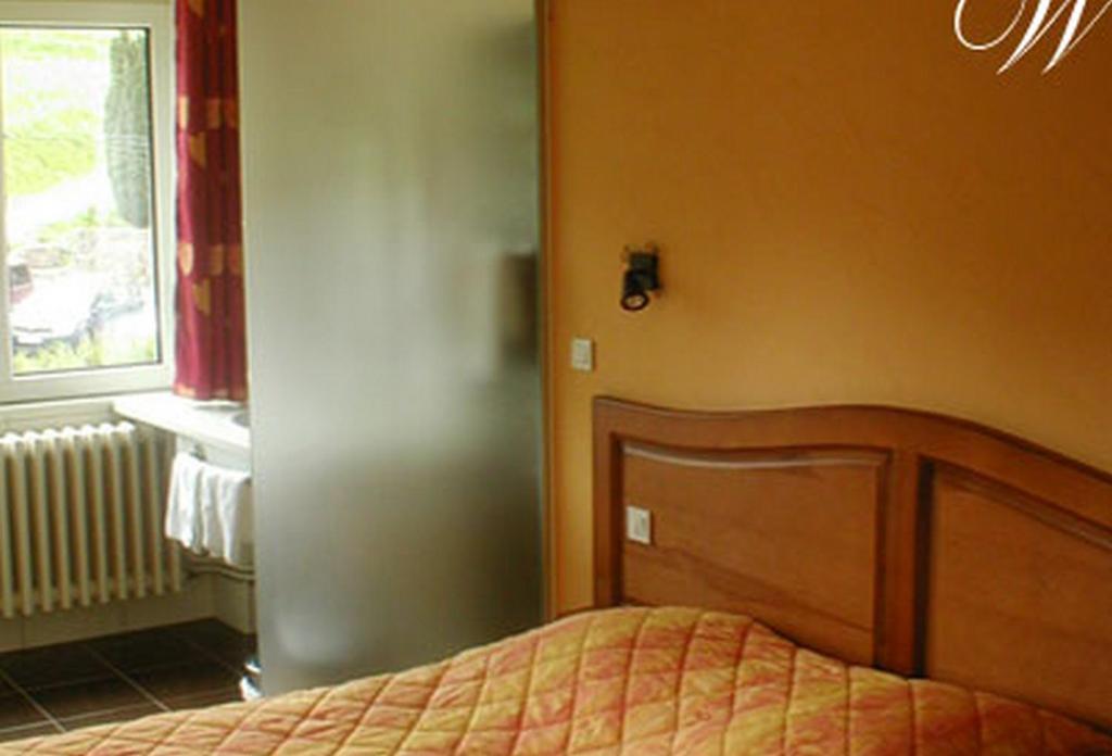 Logis Hotel Wetterer Орбе Экстерьер фото